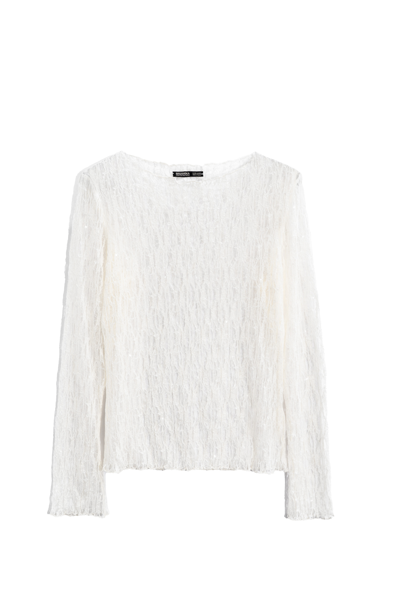 Кружевной лонгслив, декорированный пайетками. Модель по фигуре с горловиной лодочкой.