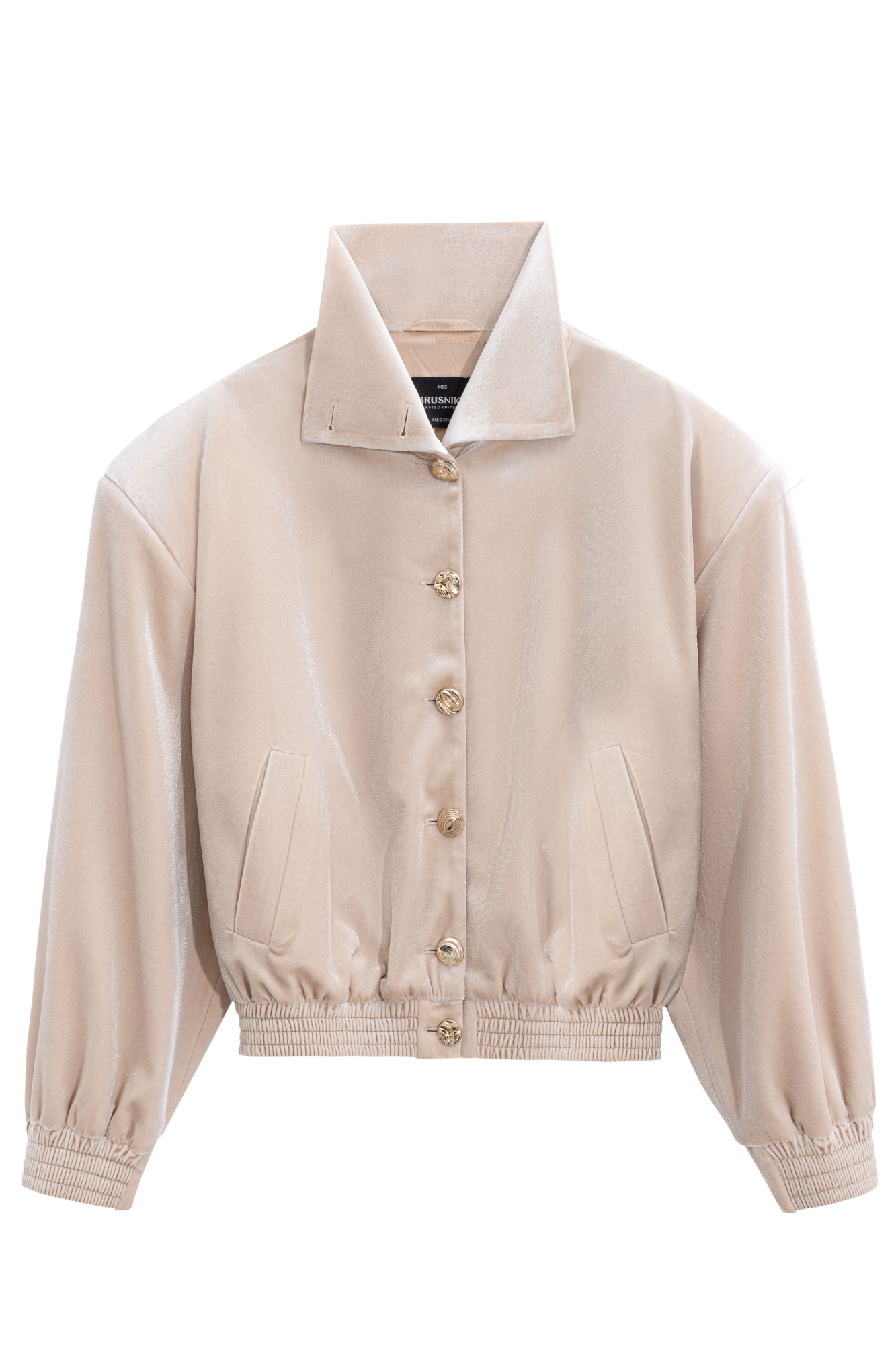 Бархатный бомбер с воротником-стойкой. Модель свободного кроя со спущенной линией плеч и боковыми карманами. Манжеты рукавов и низ изделия выполнены на резинке. Застежка на акцентные пуговицы.