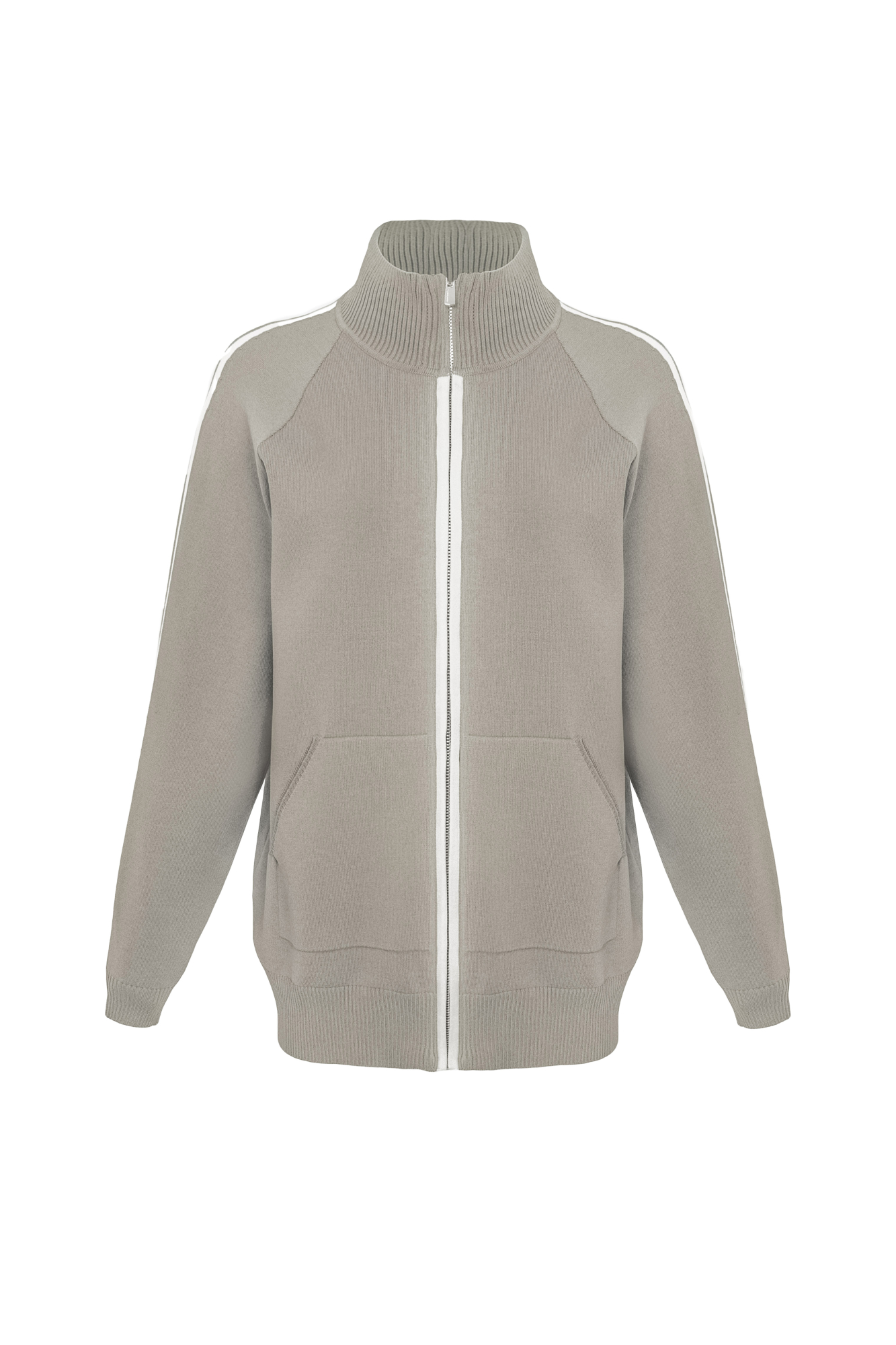 Трикотажный бомбер из вискозы с воротником-стойкой. Модель прямого силуэта с длинным рукавом и контрастными лампасами. Манжеты рукавов и низ изделия выполнен на резинке. Даа кармана. Застежка на молнии.