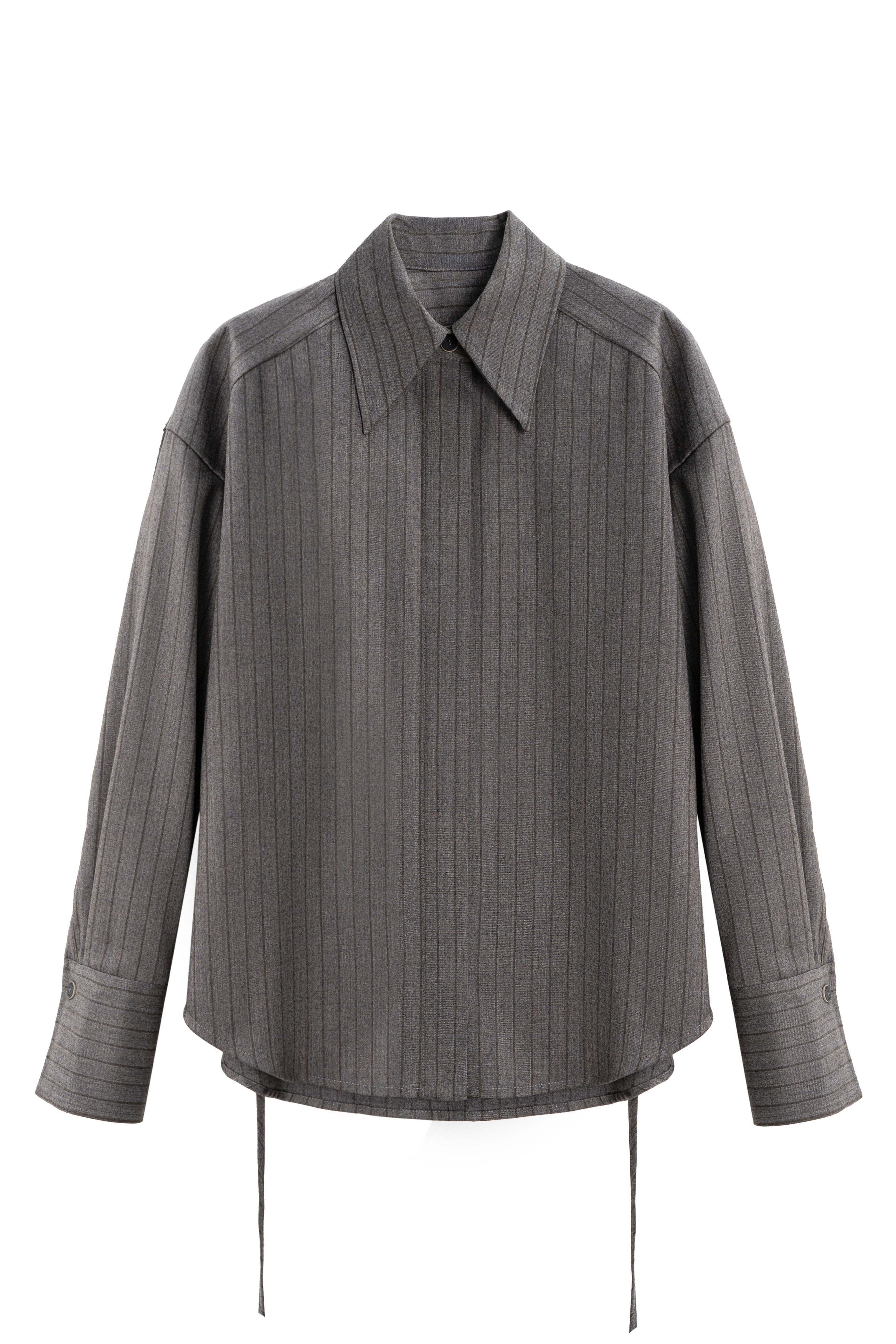 Рубашка из шерсти с большими плечами