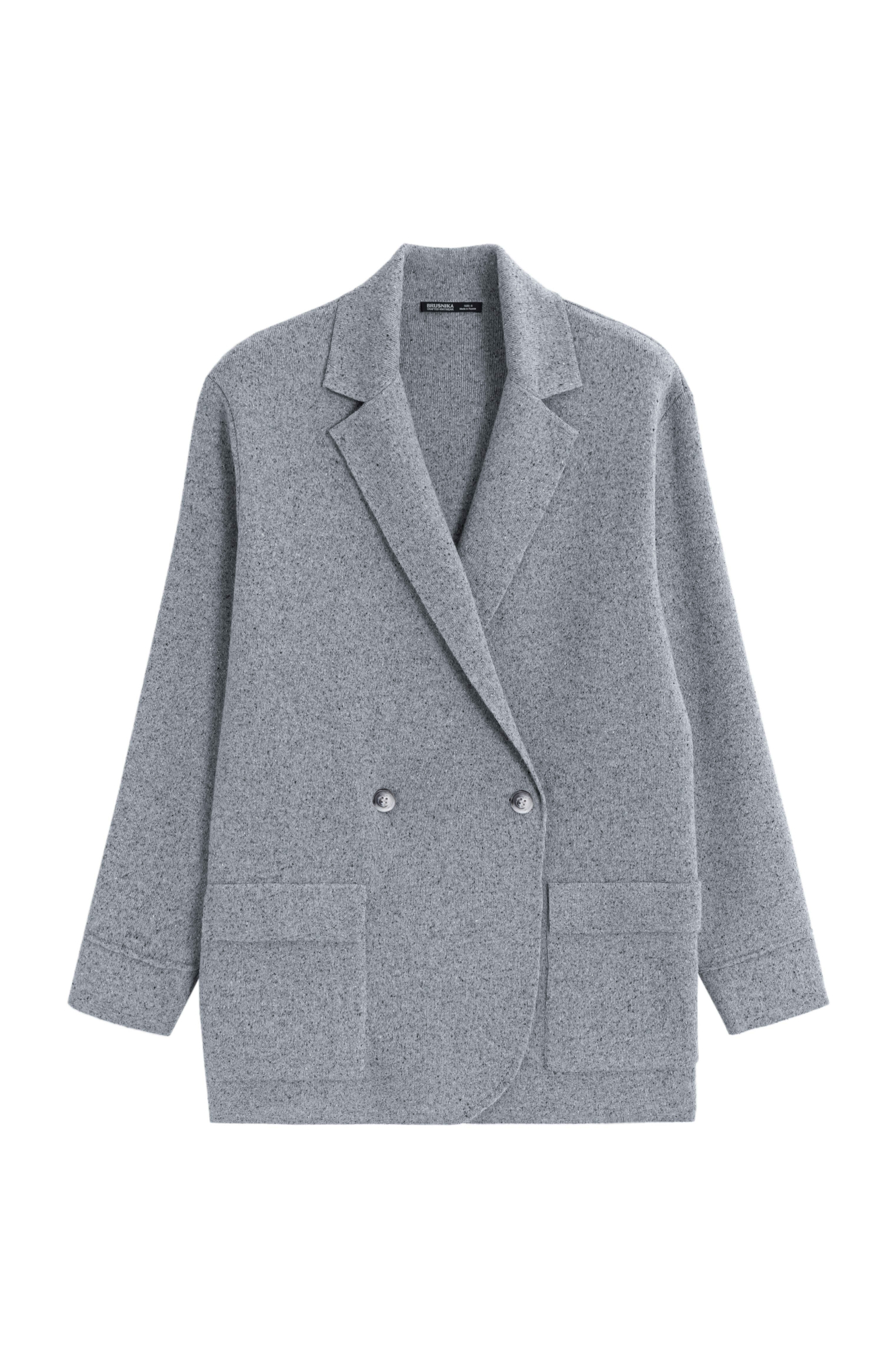 Трикотажный двубортный жакет из шерсти с добавлением вискозы и шелка. Модель прямого кроя, с лацканами, двумя накладными карманами и валиками на манжетах. Застежка на пуговицы. Без подкладки. 
