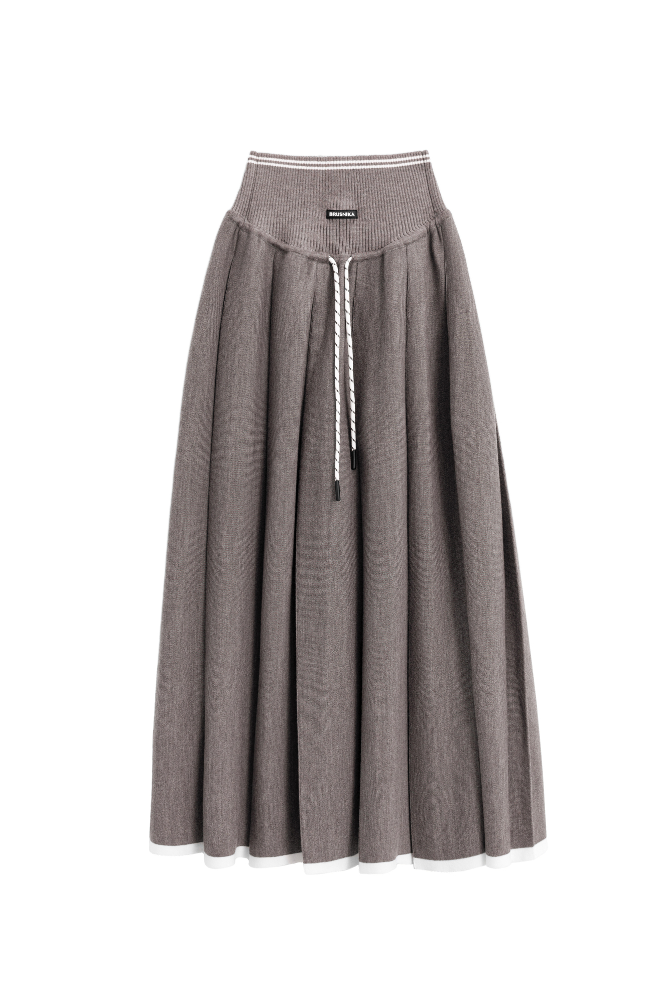 Трикотажная юбка плиссе длины миди из шерсти. Модель А-силуэта с широкими складками на кокетке дополненной шнурком. Кокетка выполнена в рубчик и декорирована лампасом контрастного цвета и брендированным ярлыком спереди.
