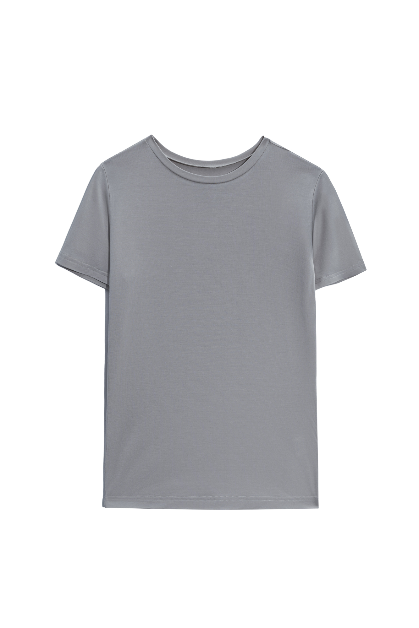 Футболка из модала облегающего силуэта. Модель с коротким рукавом и круглым вырезом горловины. 