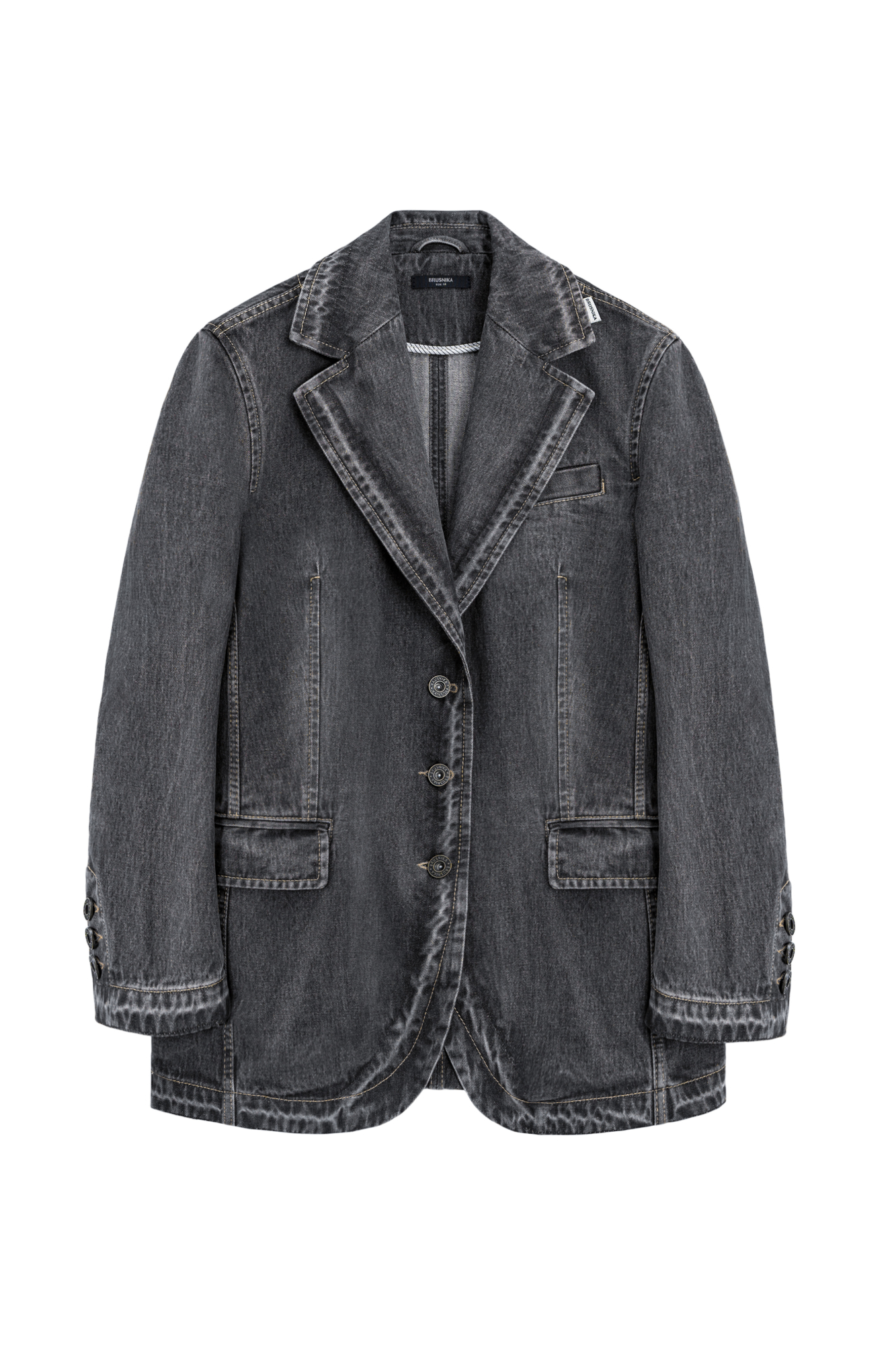 Джинсовый жакет из 100% хлопка. Модель прямого кроя с классическим английским воротником, боковыми карманами с клапанами, карманом на груди и пуговицами на манжетах. Застежка на три металлические пуговицы. Изделие без подкладки.