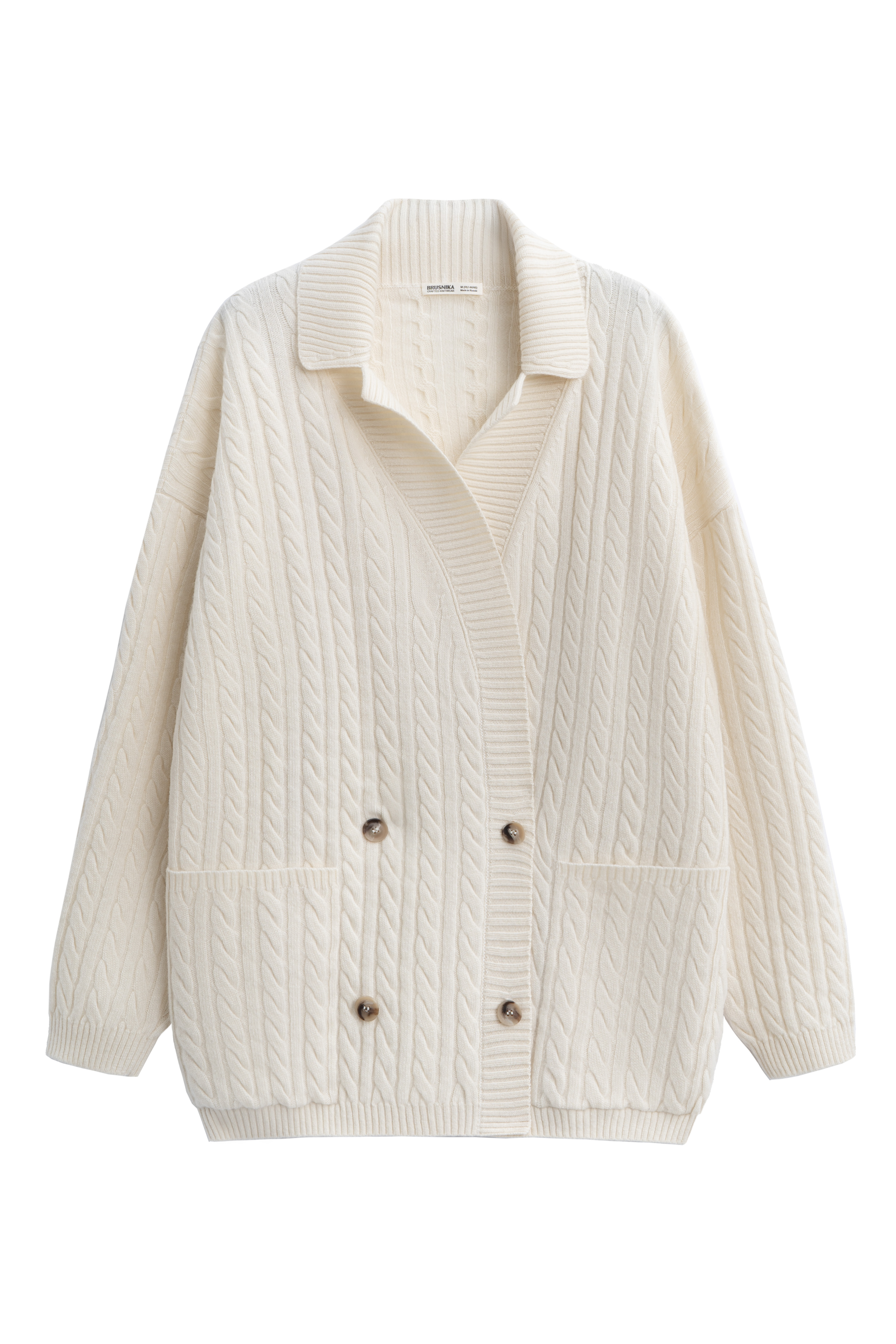 Кардиган с объемными косами