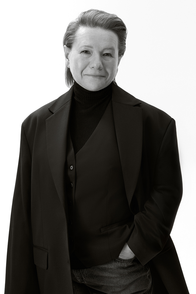 Любовь Лаврова Мастер термо-отпарочного цеха