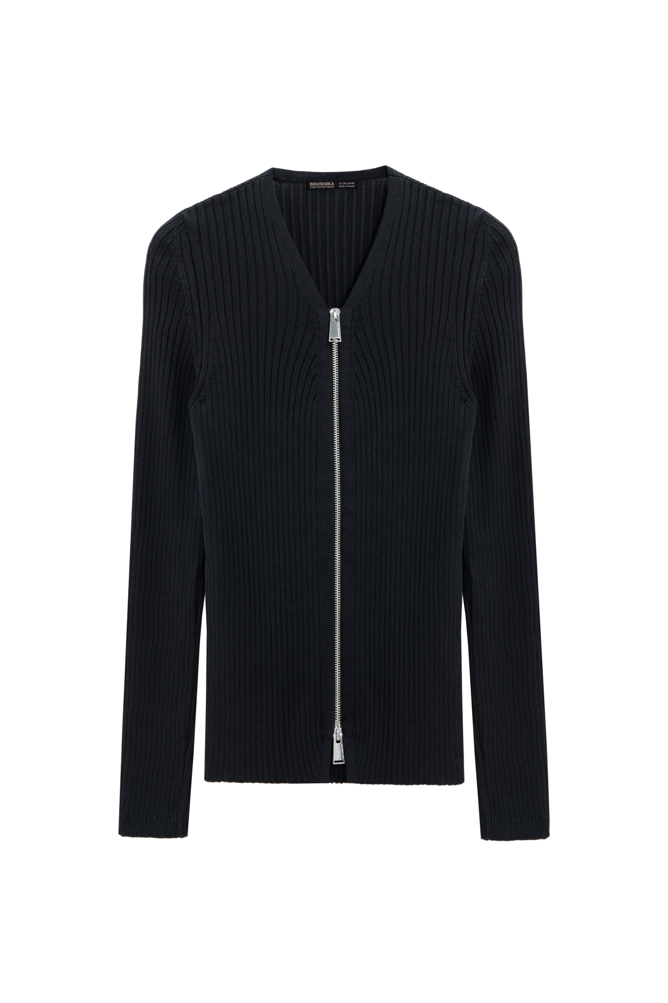 Трикотажный кардиган на молнии из вискозы. Модель прямого силуэта, с длинными рукавами и V-образным вырезом. Изделие выполнено в широкий рубчик