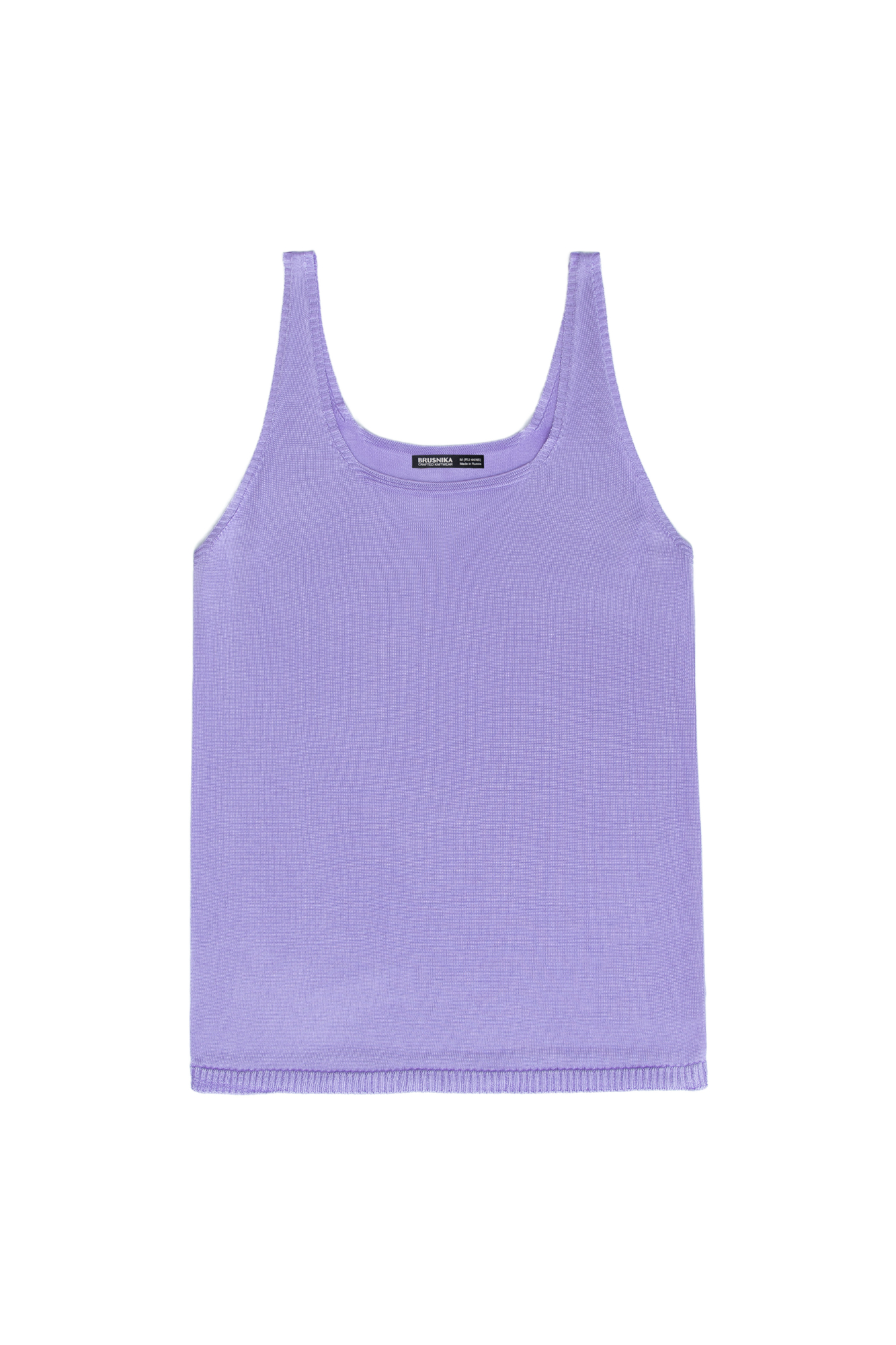 Цельновязаная майка из 100% вискозы на тонких бретелях. 