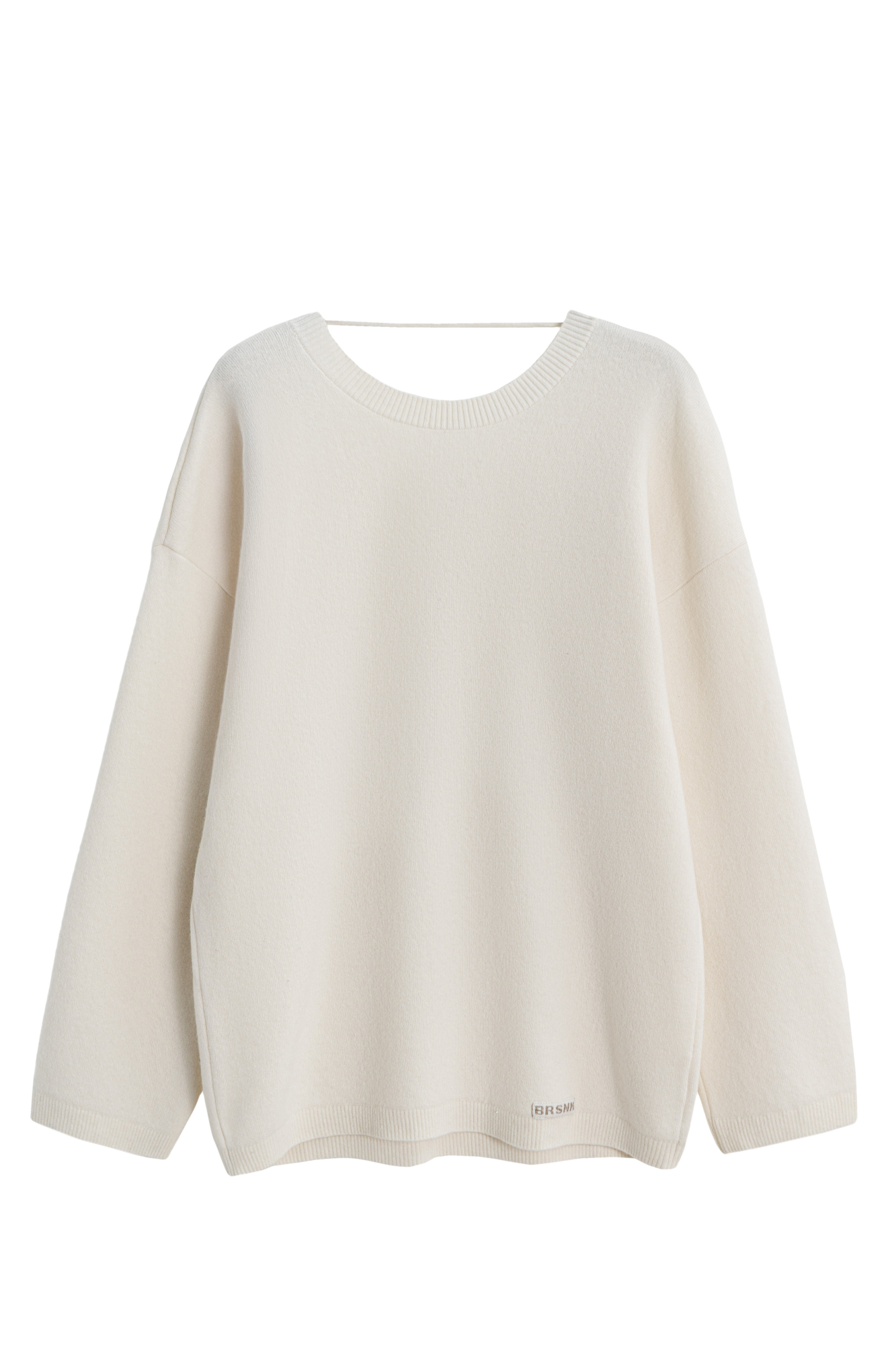 Трикотажный джемпер из кашемира и шерсти. Модель свободного силуэта с длинными рукавами и глубоким вырезом с перемычкой на спине. Края изделия выполнены в рубчик. 