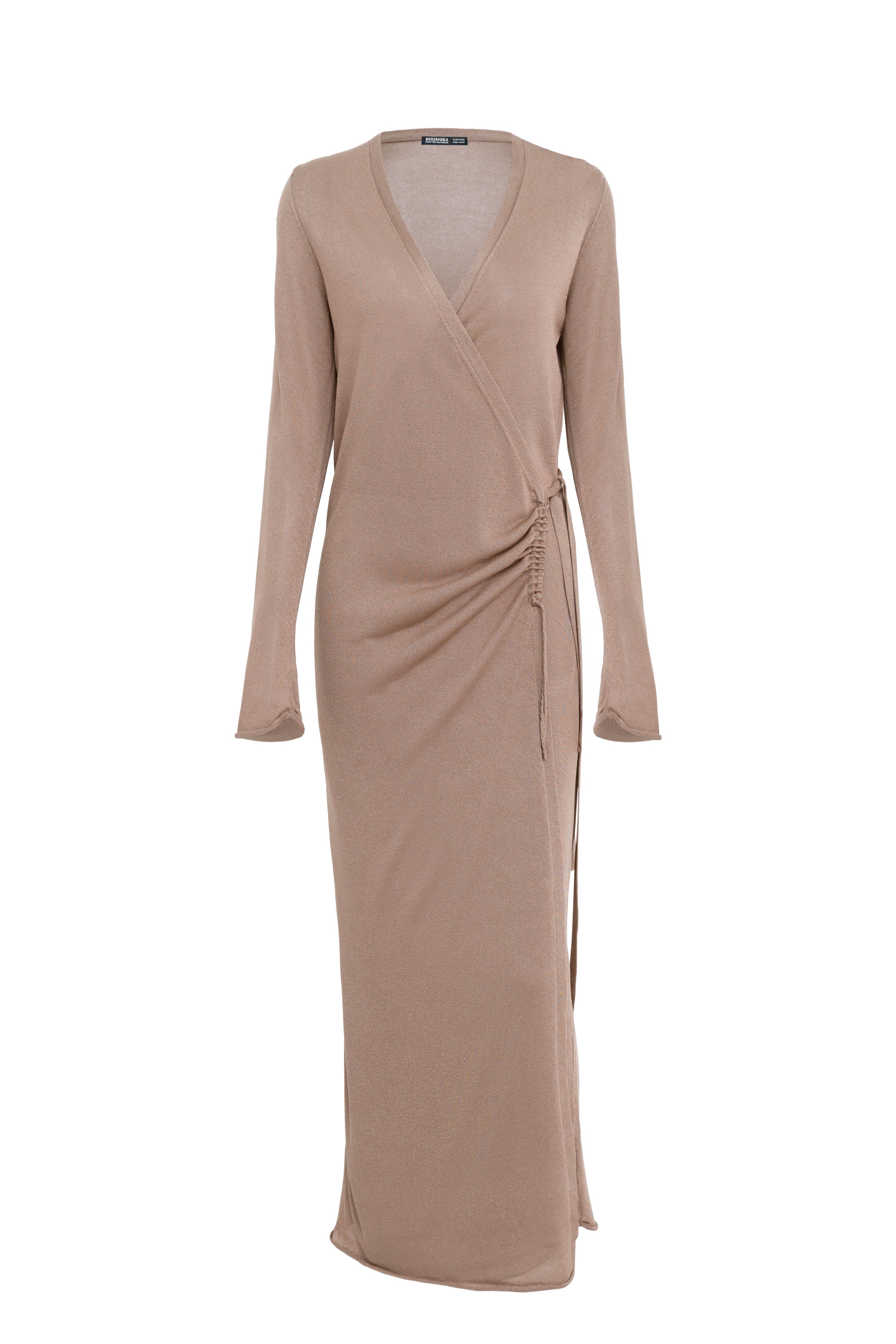 Трикотажное платье на запах