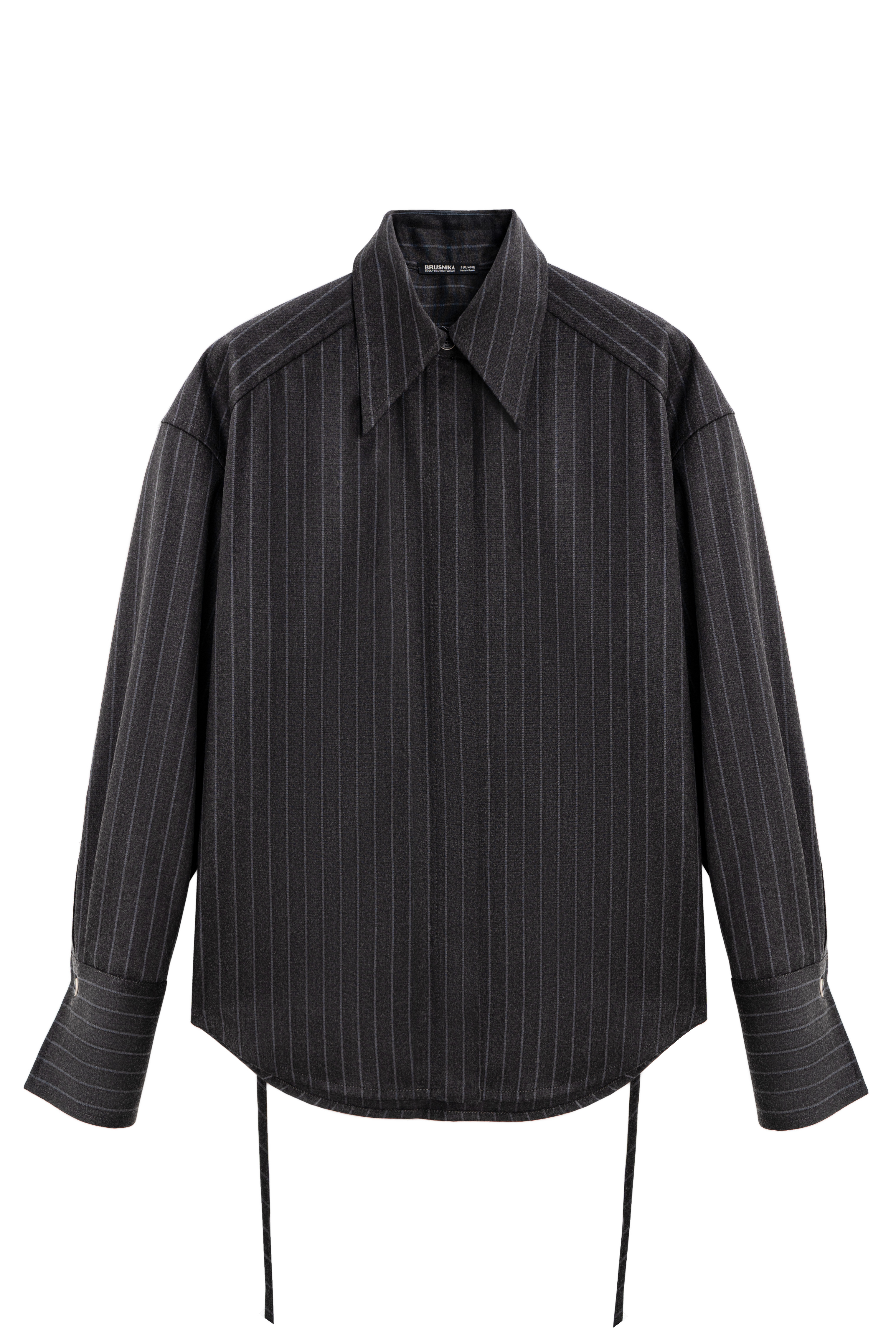 Рубашка из шерсти с большими плечами