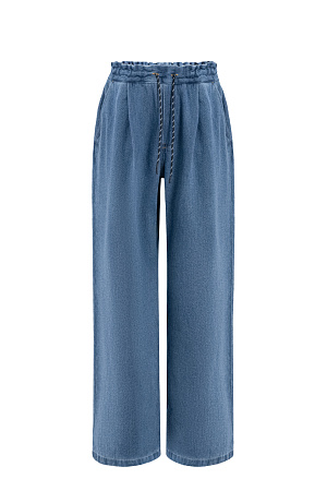 синий Джинсы на кулиске из 100% хлопка с текстурой в диагональный рубчик. Модель прямого кроя с высокой посадкой. 2 боковых кармана. 