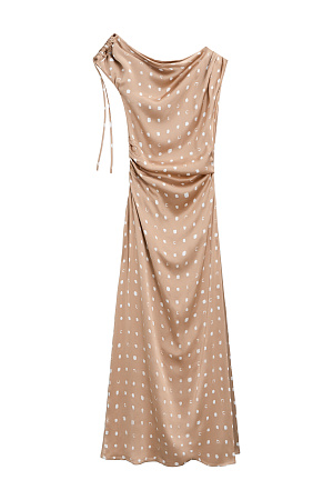 бежевый Принтованное платье длины макси из атласной вискозы. Модель приталенного силуэта, с ассиметричным вырезом, драпировкой и кулиской на плече.