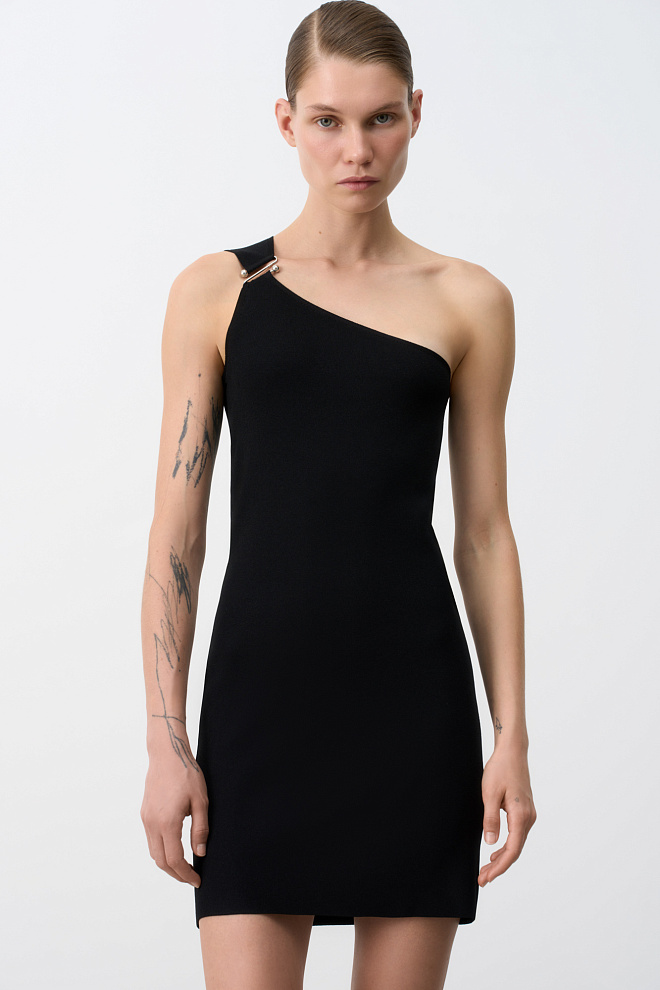 Платье с лямкой на одно плечо