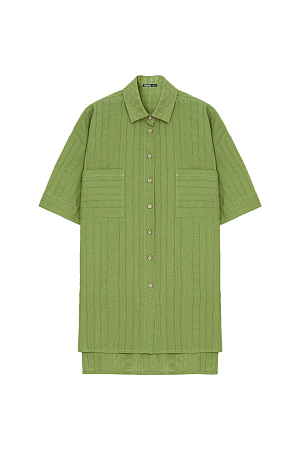 зеленый Рубашка из 100% хлопка. Модель прямого кроя, с отложным воротником и короткими рукавами. Застёгивается на пуговицы по всей длине. На груди расположены два накладных кармана. Ткань имеет текстурированную поверхность с вертикальными полосами и вышитым узором.<br />
