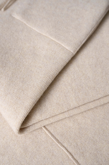 Трикотажные брюки с широким поясом