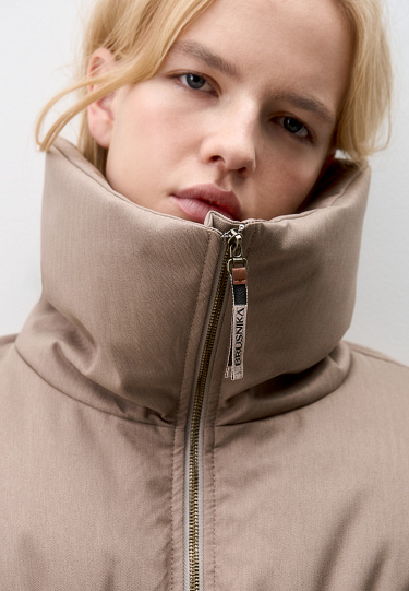 Стеганый объемный пуховик