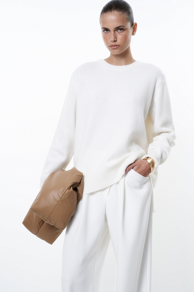 Джемпер из кашемира и шерсти с удлиненной спинкой