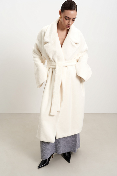 Шуба из экомеха на запах