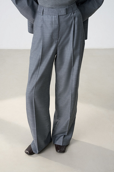Классические брюки из шерсти