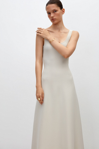 Трикотажное платье миди 