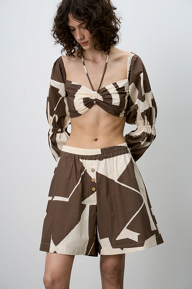 Шорты с геометрическим принтом