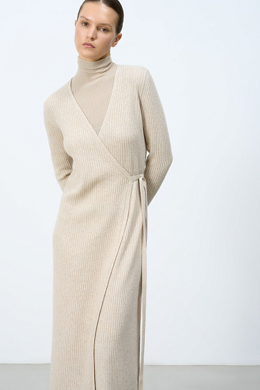 Трикотажное платье из шерсти и кашемира