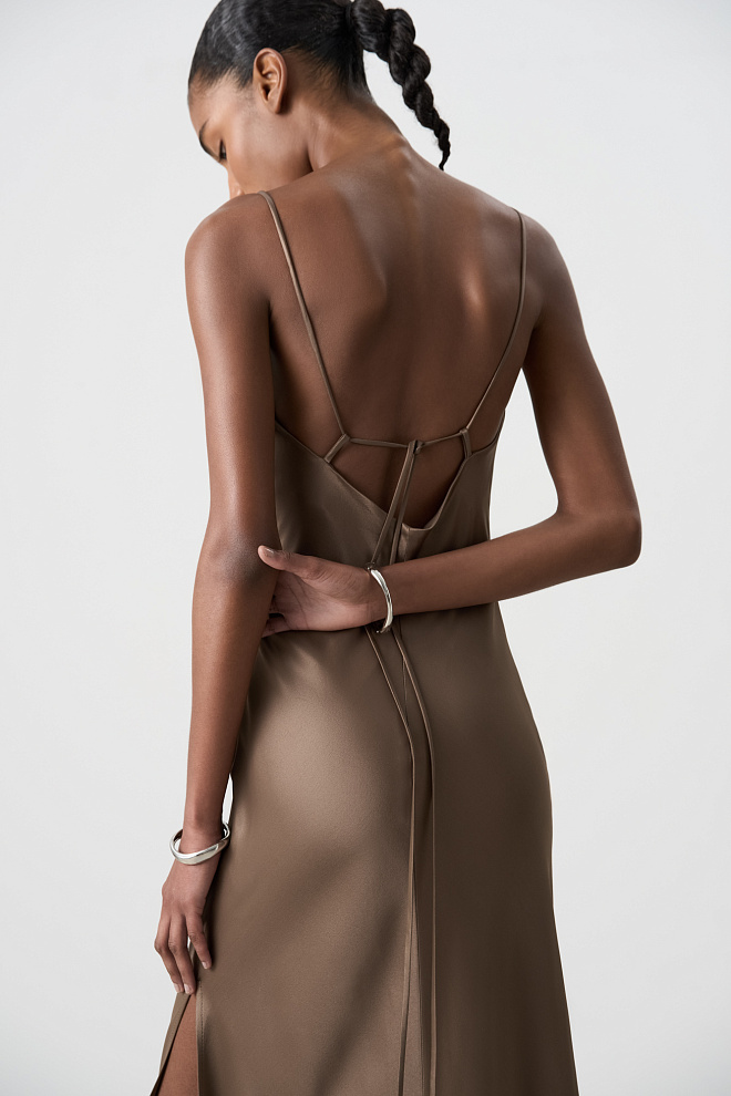 Атласное платье-комбинация