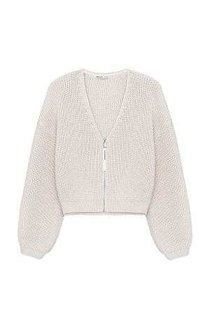 бежевый Трикотажный кардиган из 100% хлопка. Модель укороченного силуэта, со спущенной линией плеч, V-вырезом и застежкой на молнию.