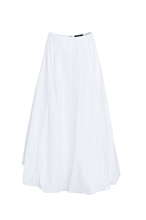 белый Юбка-баллон длины макси из хлопка. Модель свободного силуэта с застежкой на молнию сзади и боковыми карманами.