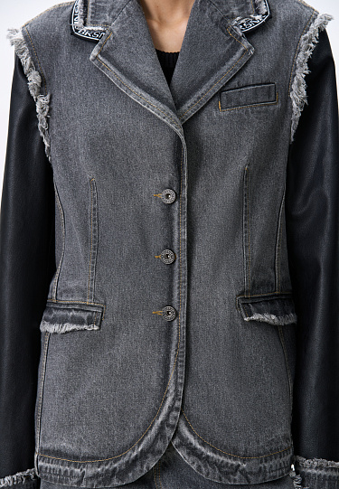 Джинсовый жакет с деталями из экокожи