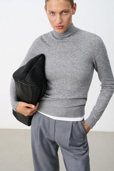 Трикотажная водолазка из шерсти 