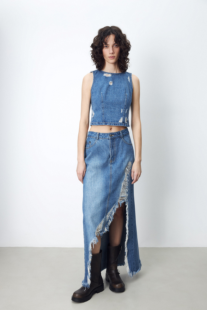 Джинсовая юбка в стиле гранж