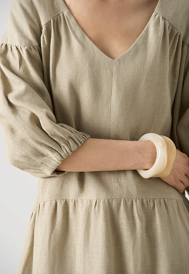 Платье из 100% льна с открытой спиной