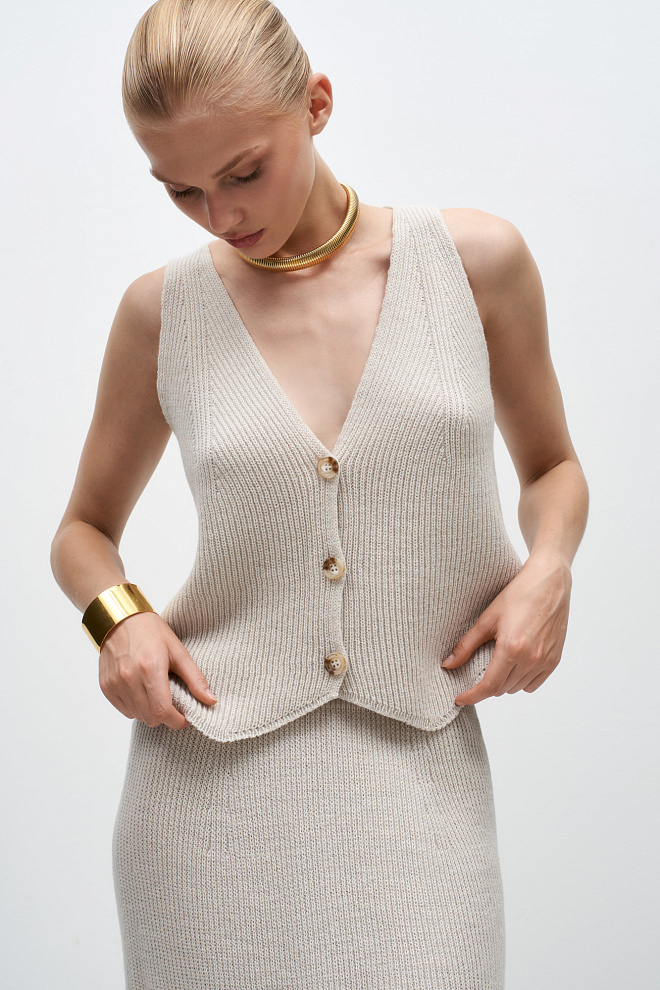 Трикотажный жилет из шерсти