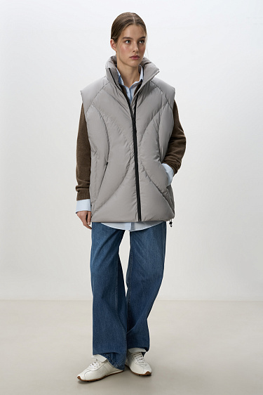 Стеганый жилет на пуху