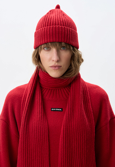 Шарф в рубчик с бахромой 