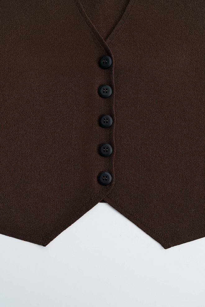Трикотажный жилет из вискозы