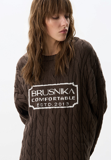 Джемпер с косами и жаккардом