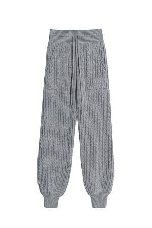 серый Трикотажные брюки-джоггеры из кашемира и шерсти с объемными косами. Модель с эластичным поясом, большими накладными карманами и манжетами в рубчик. 