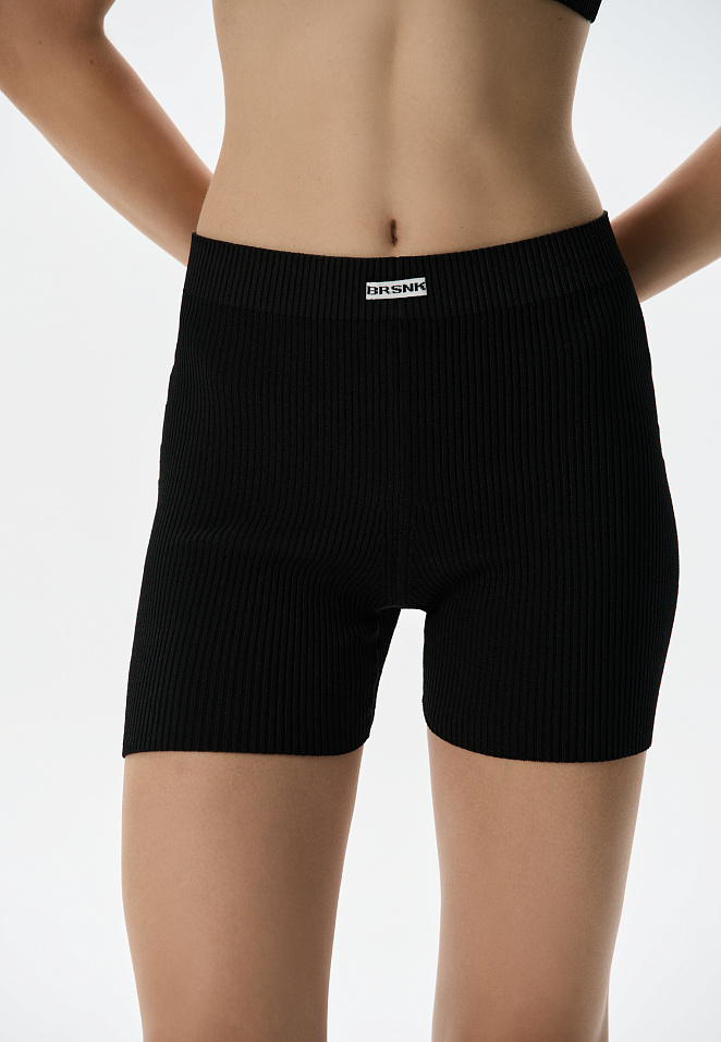 Трикотажные велосипедки из вискозы