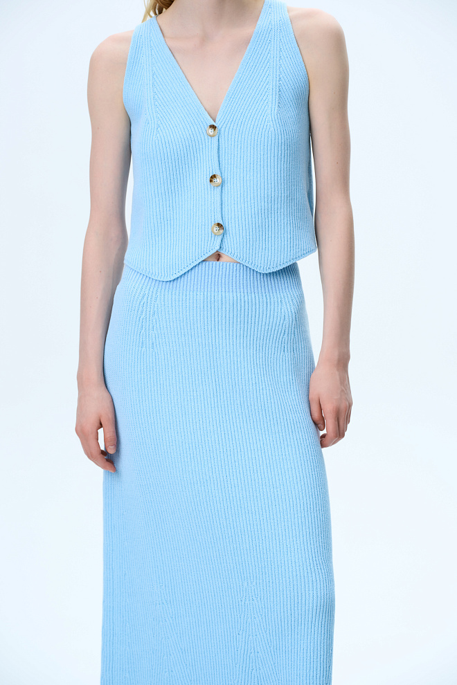 Жилет с V-образным вырезом