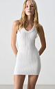 Платье длины мини из фактурного трикотажа на основе вискозы. Модель приталенного силуэта, без рукавов, на широких бретельках, с U-образным вырезом горловины. Изделие выполнено в широкий рубчик. 