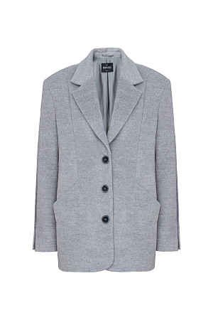 серый Классический жакет из натуральной шерсти на подкладке. Отложной воротник с прямоугольными лацканами, длинные рукава с пуговицами на манжетах и накладные карманы. Застежка на пуговицы.