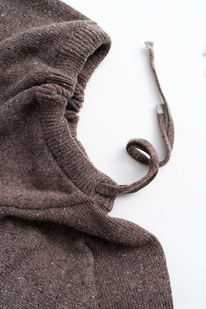 Трикотажное худи с карманом-кенгуру