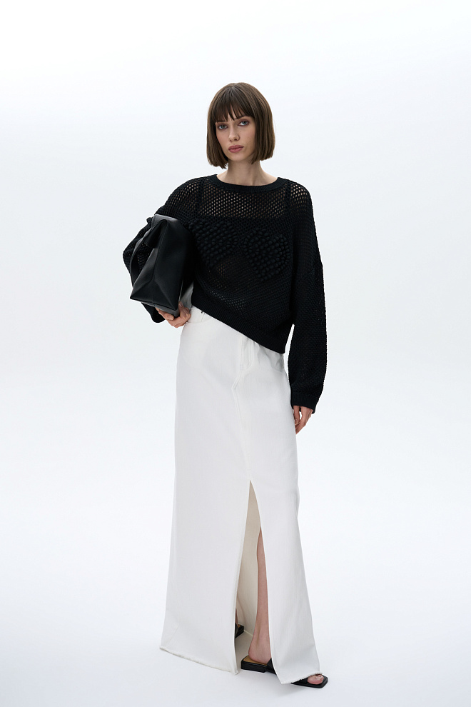 Джемпер с объемным орнаментом 