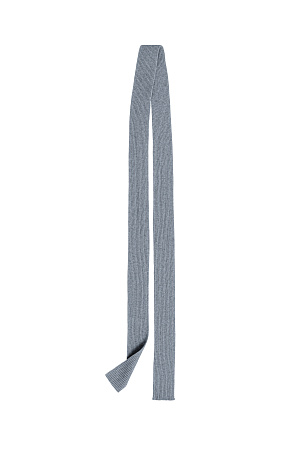 серый Трикотажный тонкий шарф из шерсти и кашемира. Аксессуар, который поможет дополнить любой образ.