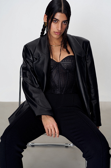 Корсет из прозрачного кружева