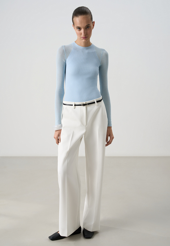 Водолазка с полупрозрачными рукавами