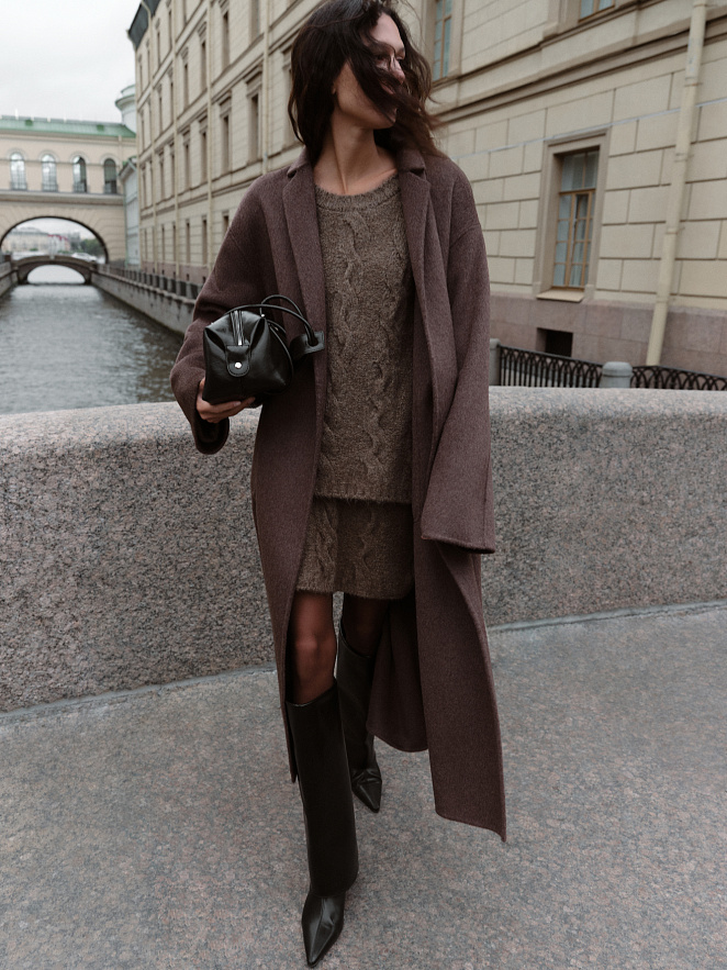 Трикотажный джемпер с косами